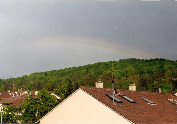 Ungewöhnlicher Regenbogen
